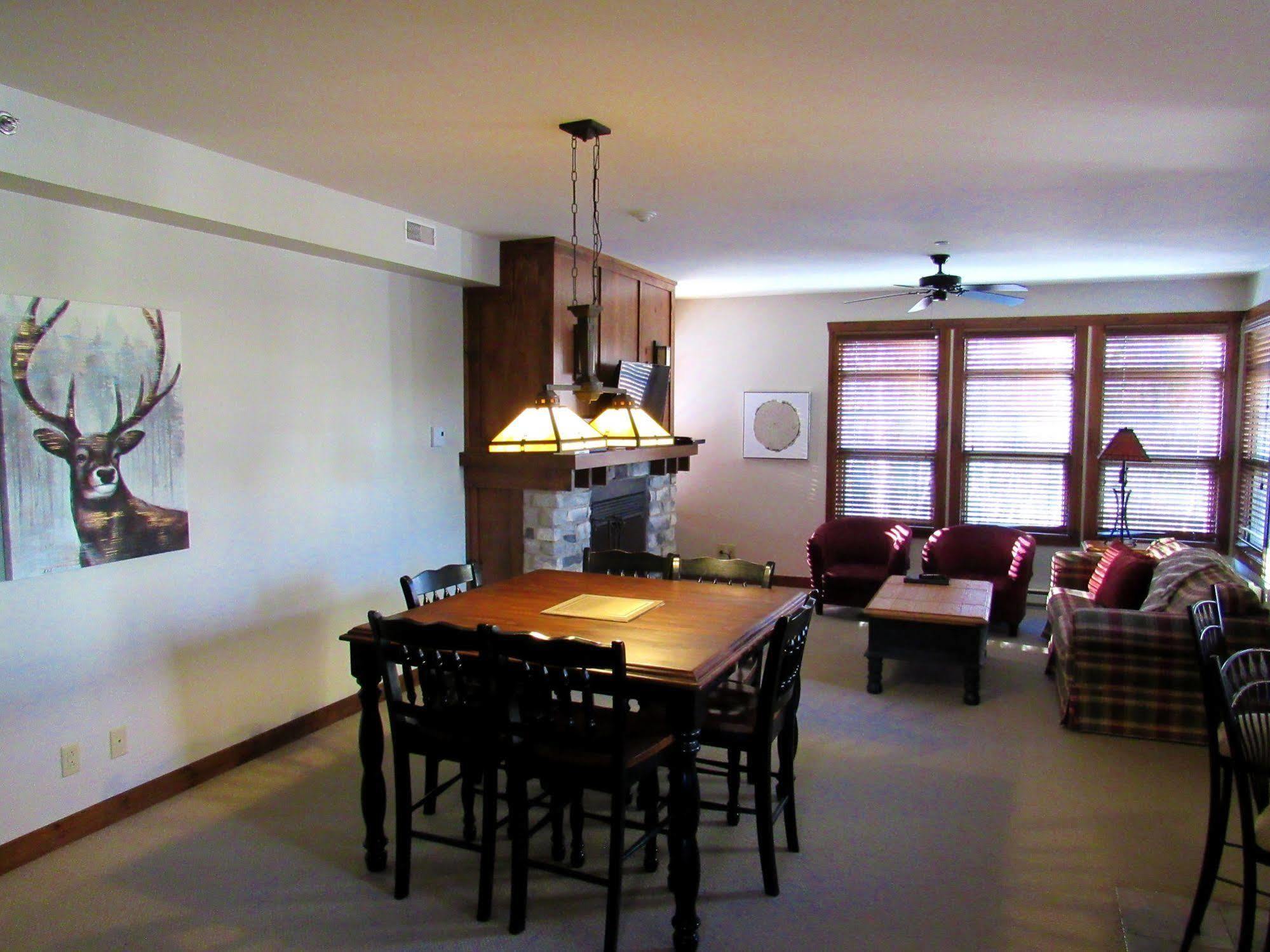 Tremblant Les Eaux - Location Adp Apartment Mont-Tremblant Ngoại thất bức ảnh