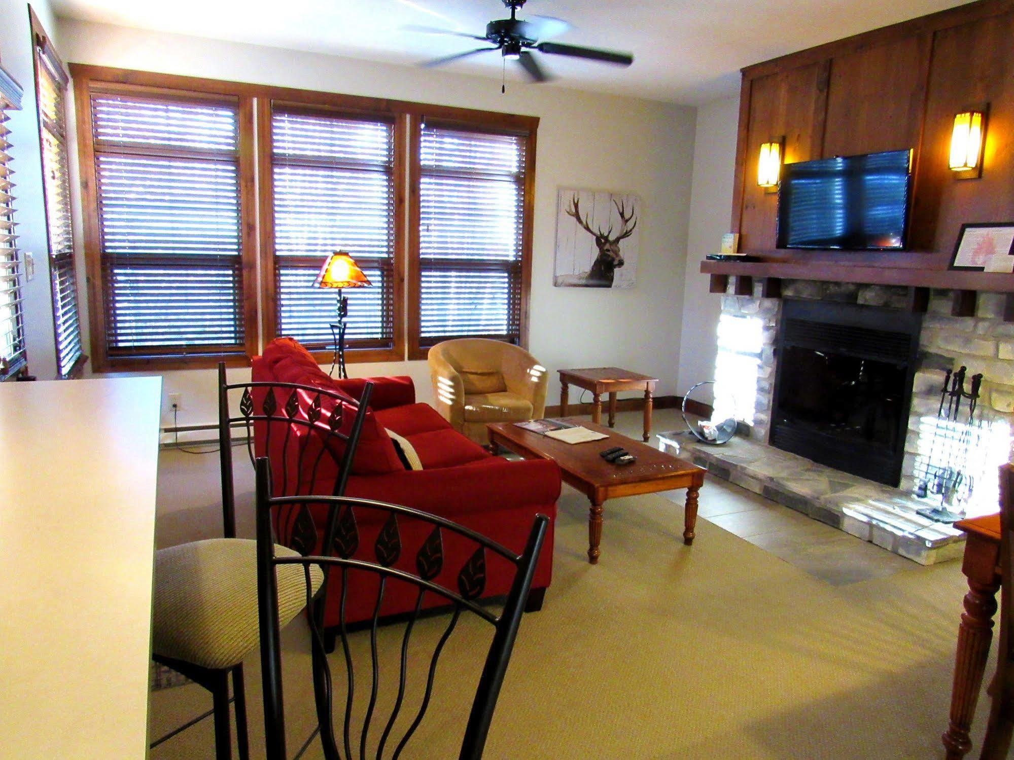Tremblant Les Eaux - Location Adp Apartment Mont-Tremblant Ngoại thất bức ảnh