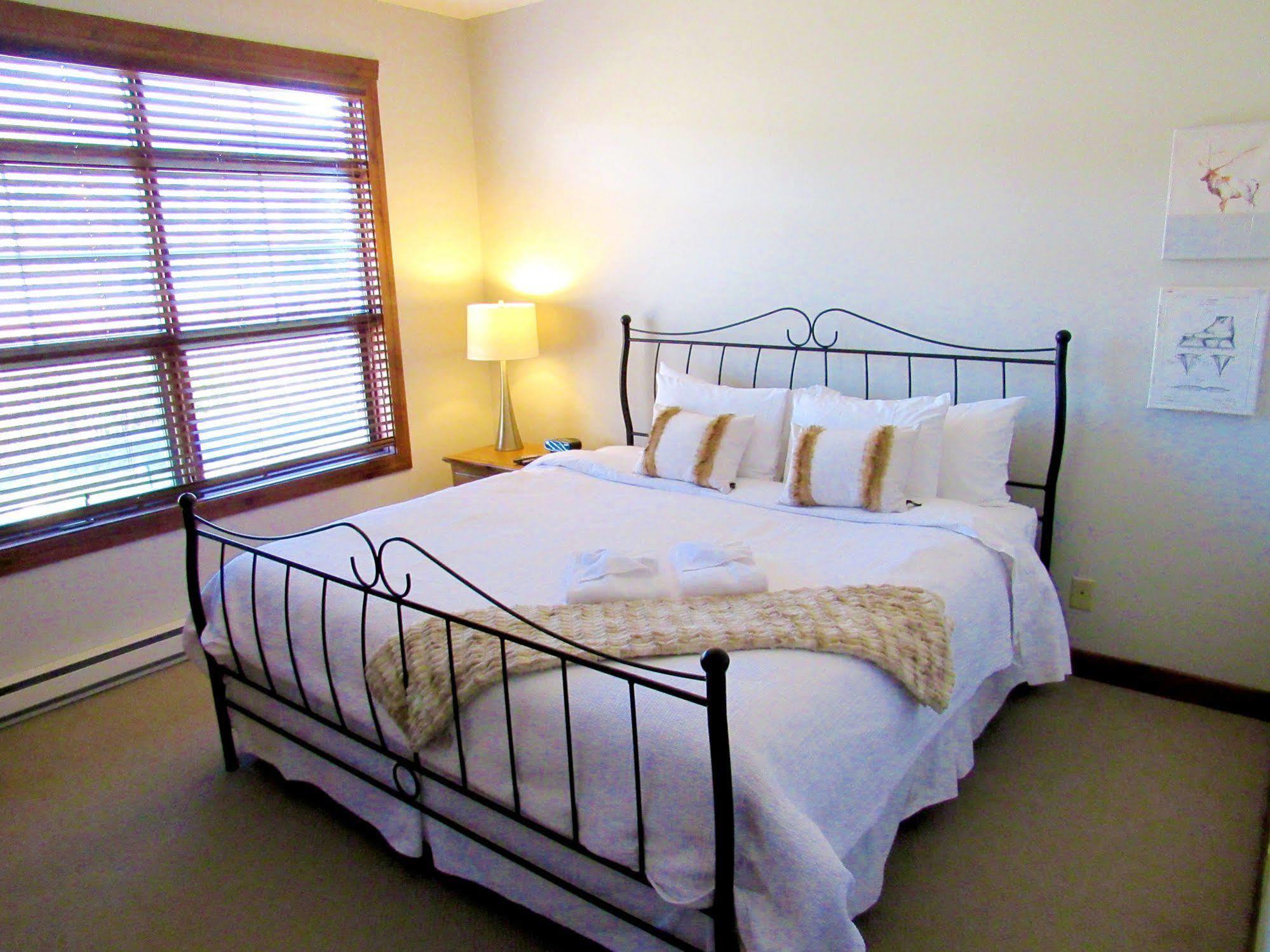 Tremblant Les Eaux - Location Adp Apartment Mont-Tremblant Ngoại thất bức ảnh