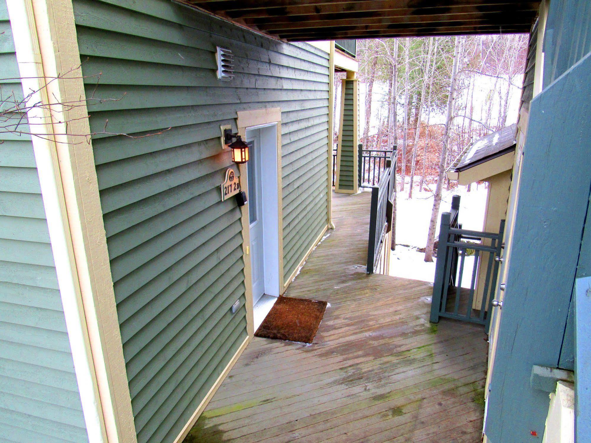 Tremblant Les Eaux - Location Adp Apartment Mont-Tremblant Ngoại thất bức ảnh